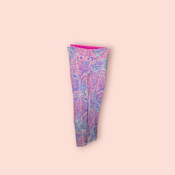 Lilly Pulitzer Pants - Lilly Pulitzer Luxletic Weekender Midi Leggings Sea You Soon